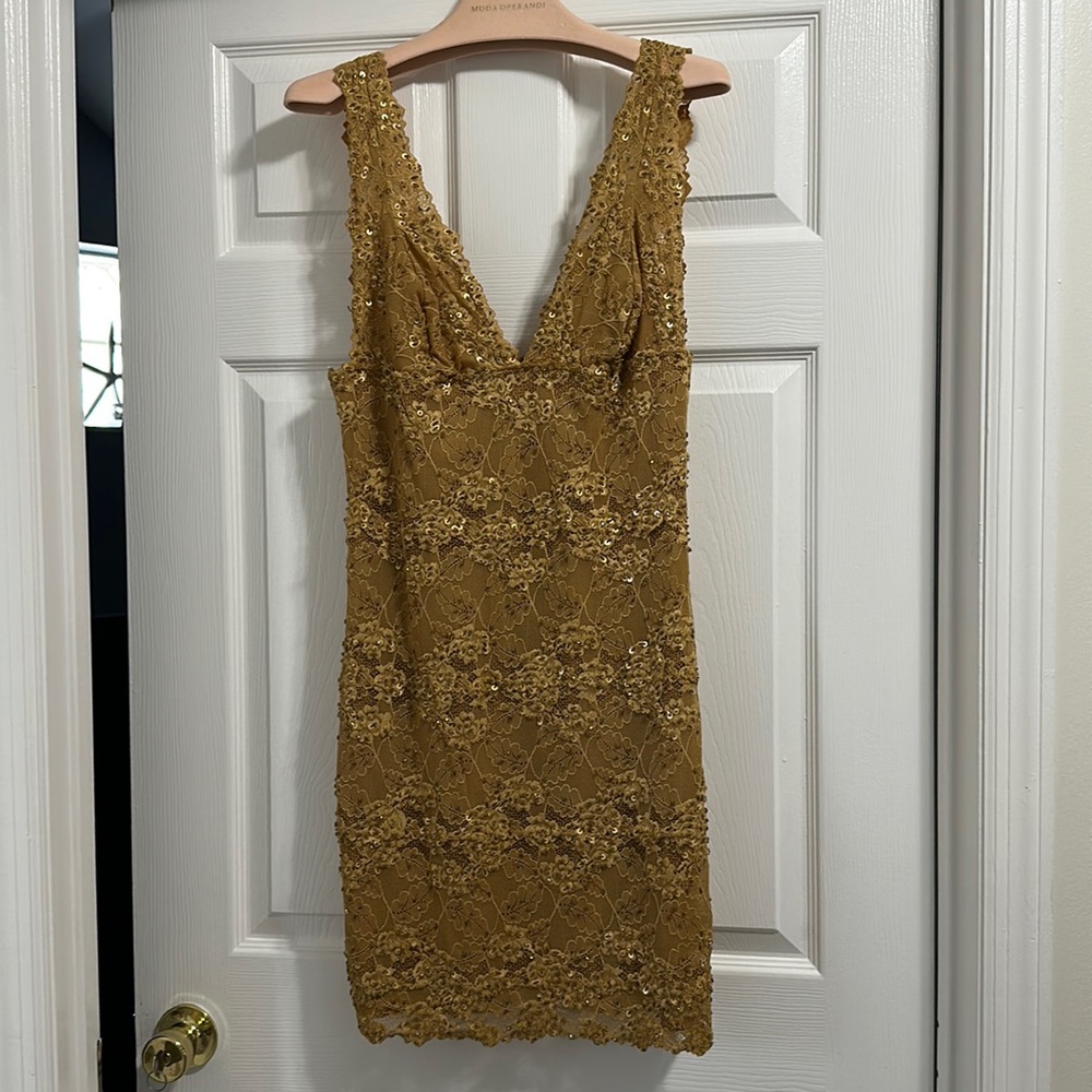 Gold Beaded Lace Formal Mini Dress - Size Large
